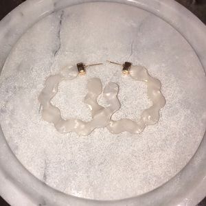 5/$25 White Opal & Gold Scalloped Earrings